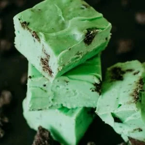 Mint Cookie Crunch Fudge
